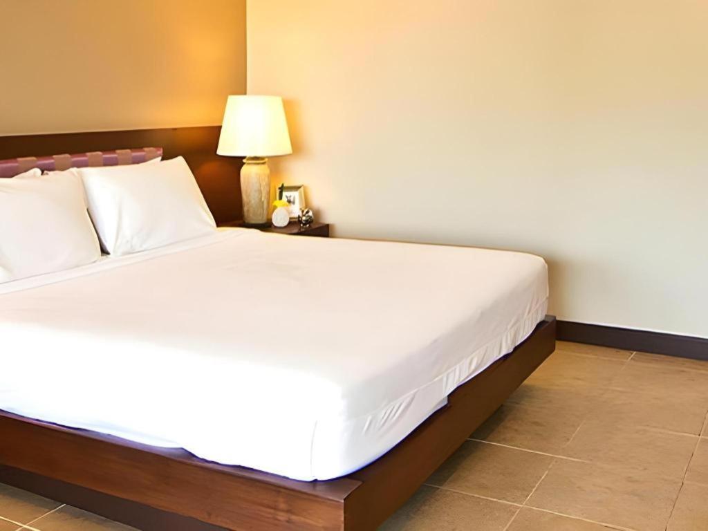 Rose Bay Resort Pattaya Luaran gambar