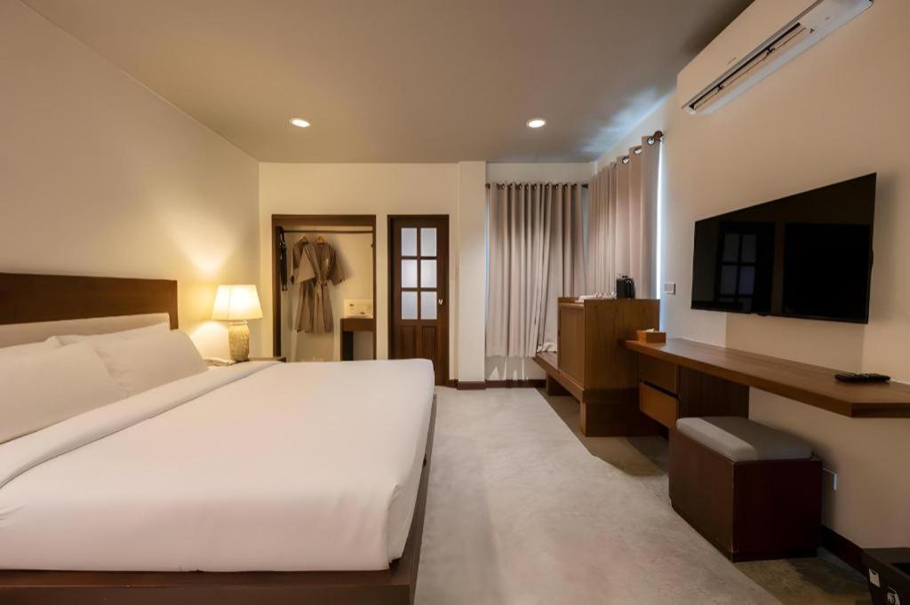 Rose Bay Resort Pattaya Luaran gambar